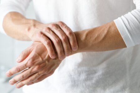 Wrist Pain | Effective Herbal Treatment To Cure Wrist Pain